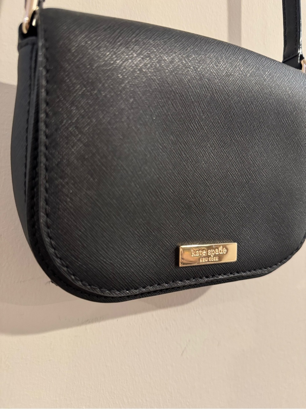 Kate Spade Black Mini Crossbody Saddle Bag with Gold Accent - Picture 2 of 7
